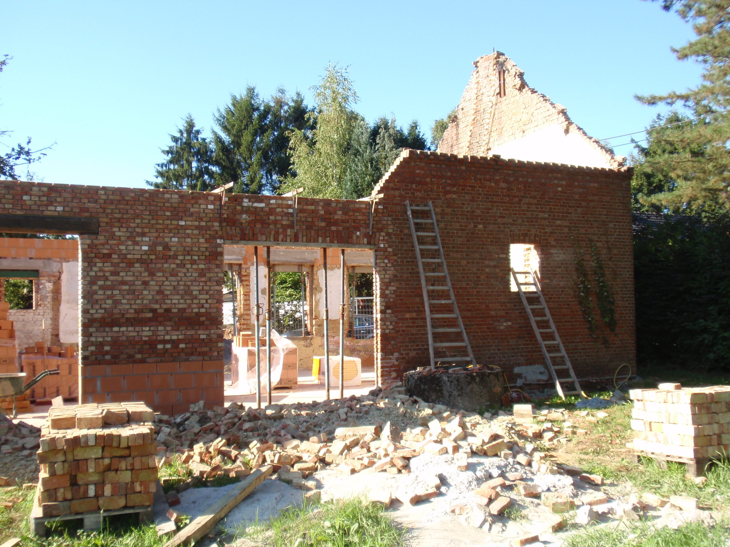 OLYMPUS DIGITAL CAMERA OLYMPUS DIGITAL CAMERA